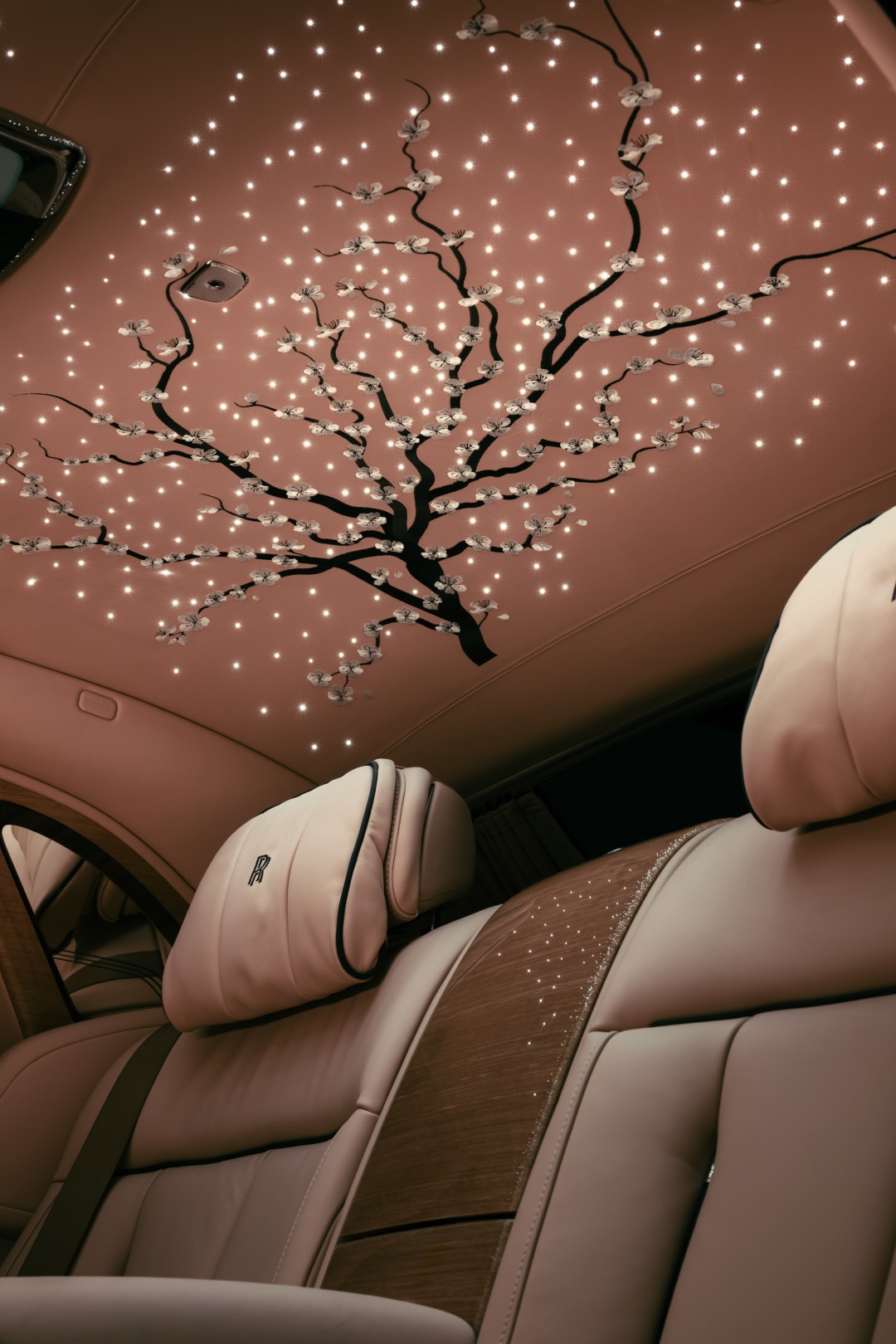 Rolls-Royce-Phantom-Cherry-Blossom-7